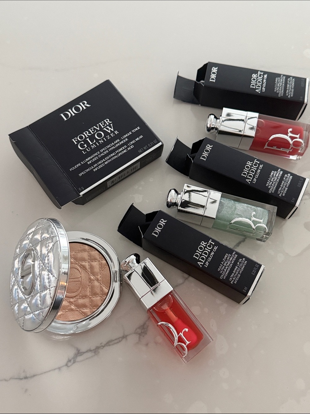 Dior Forever Glow Luminizer Highlighter & 3 Dior Addict Lip Glow Oils bundle
